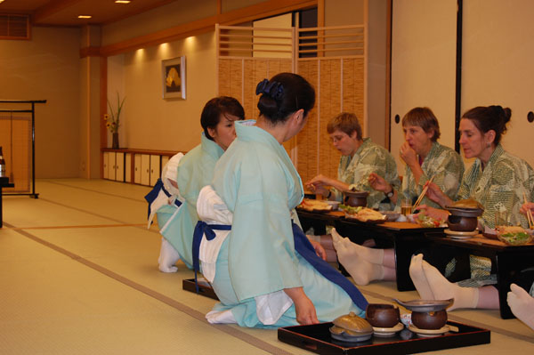 RyokanKarakuFormalDinner1